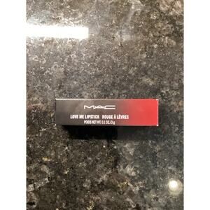 Mac Love Me Lipstick Full 0.1 Oz/3g 423 E for effortless makeup